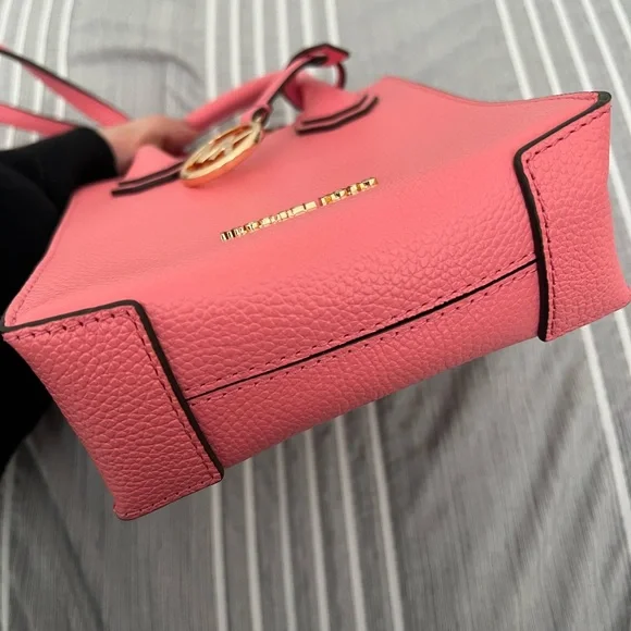Michael Kors Mercer Extra-Small / Mini Pebbled Leather satchel purse / bag - Picture 4 of 12